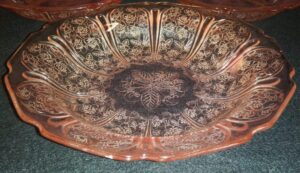 1930's Jeanette Pink Depress Glass "Wild Cherry" pattern Rimmed Bowls