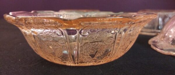 Jeanette Glass Co Pink Cherry Blossom Depression Glass 4.75" diameter Dessert Bowl