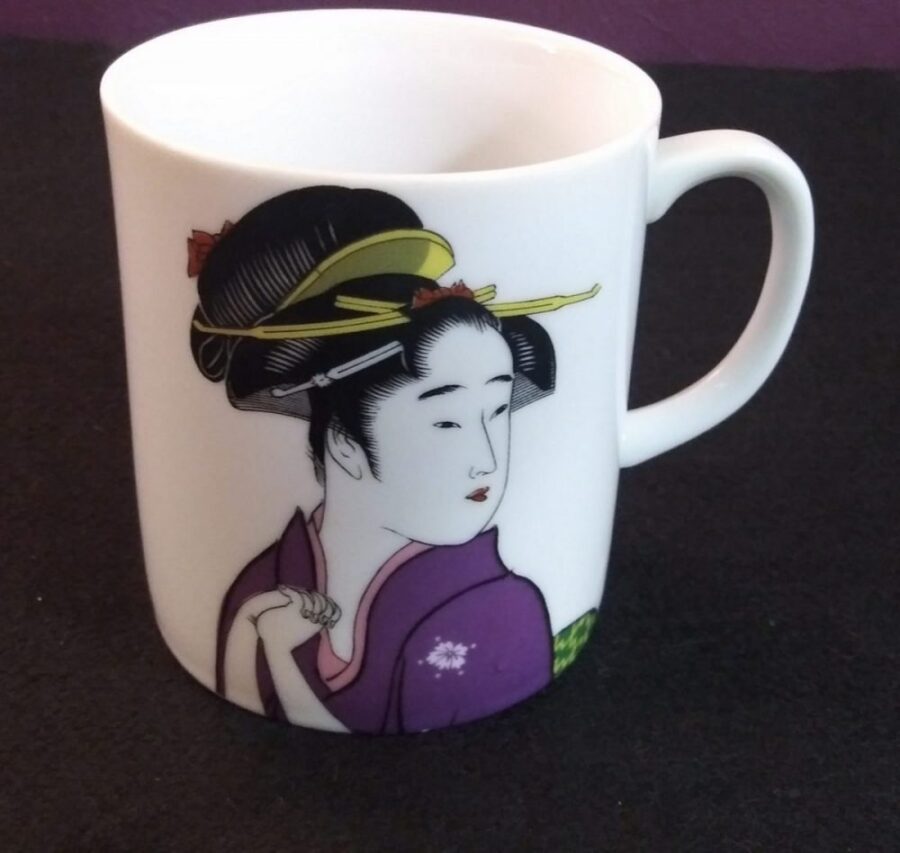 1a Purple Kimono Geisha Mug